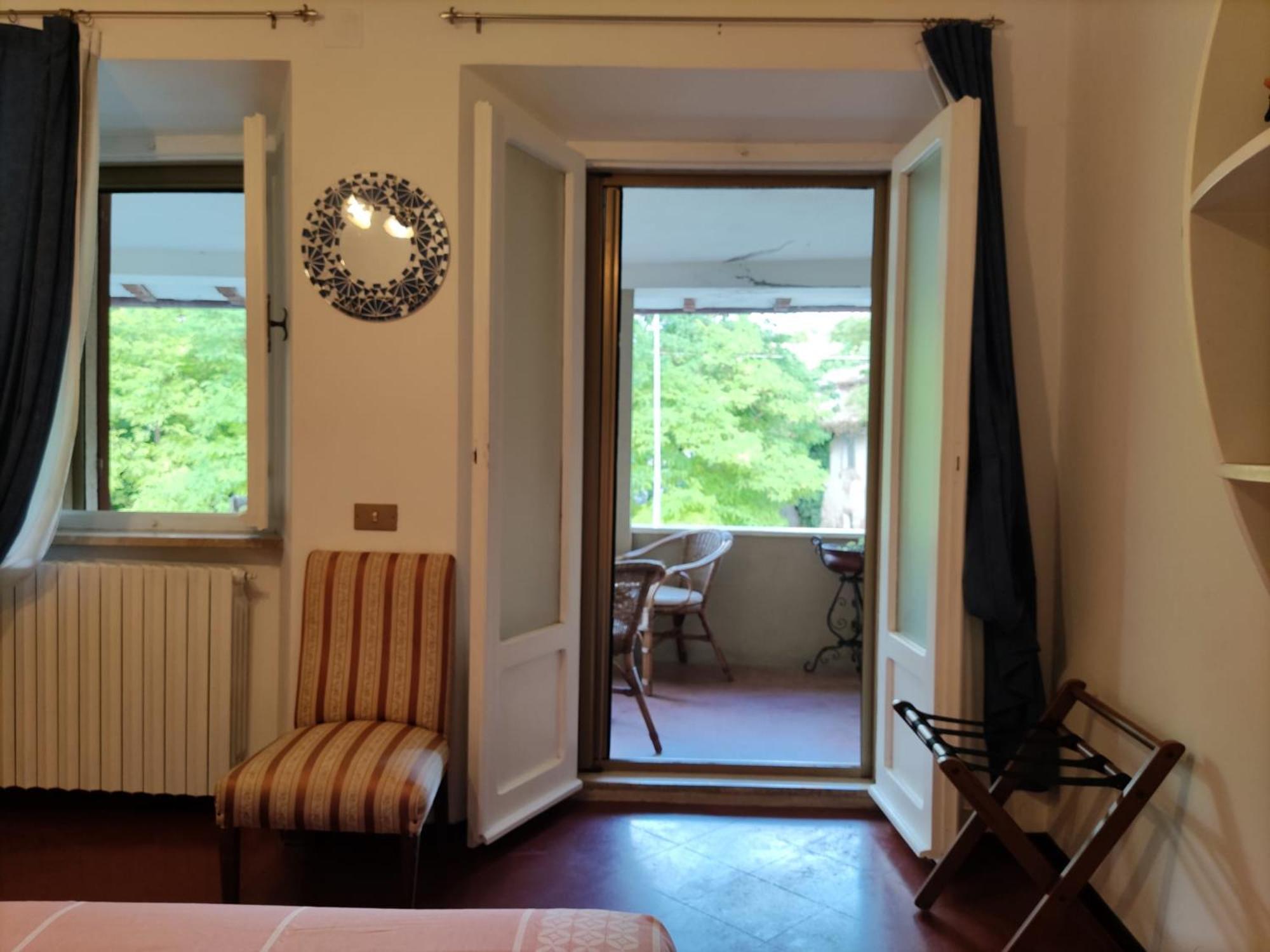 ホテル La Casa Di Elena カメリーノ エクステリア 写真